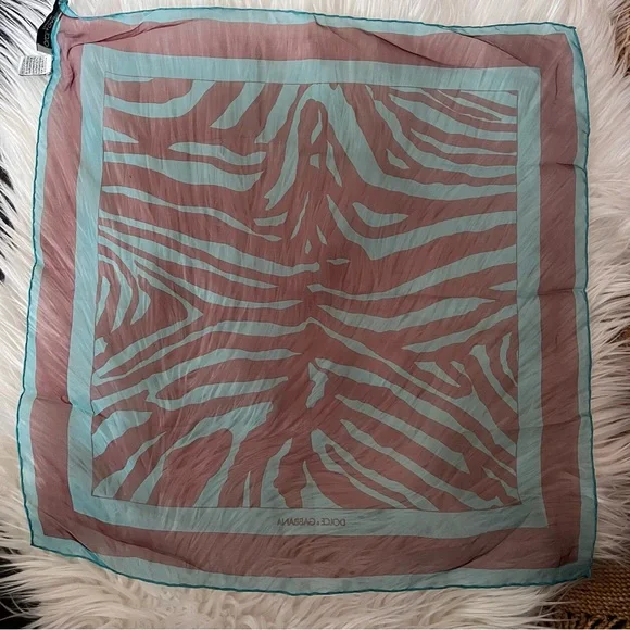 Vintage Dolce and Gabbana Foulards Silk Scarf Neck Zebra Tiger Stripe Italy - Picture 7 of 11